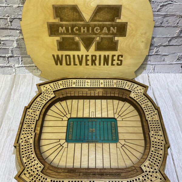 Michigan Wolverines cribbage board